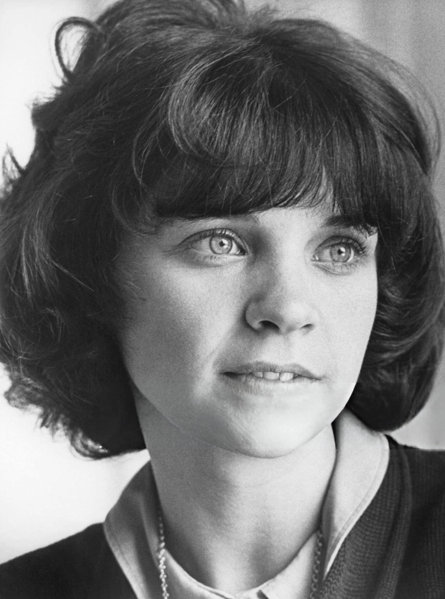 “Shirley Feeney”† Cindy Williams †