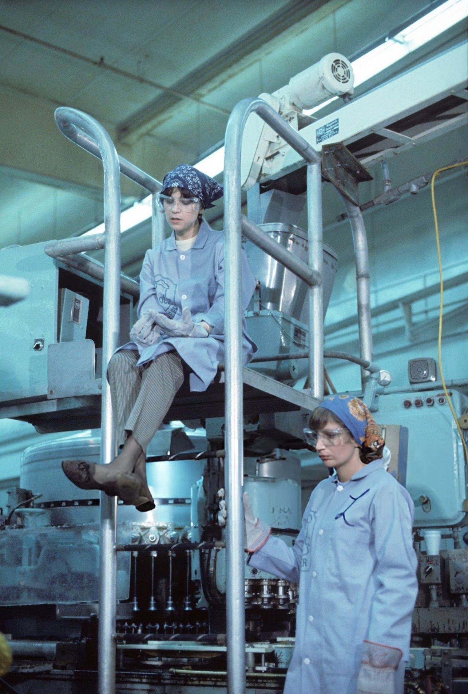 12TH December 1975“Opening Credits“