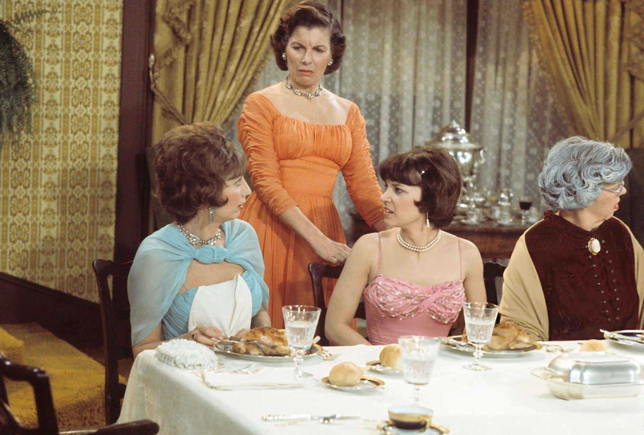 27TH January 1976Season 1 : Episode 1“The Society Party“
