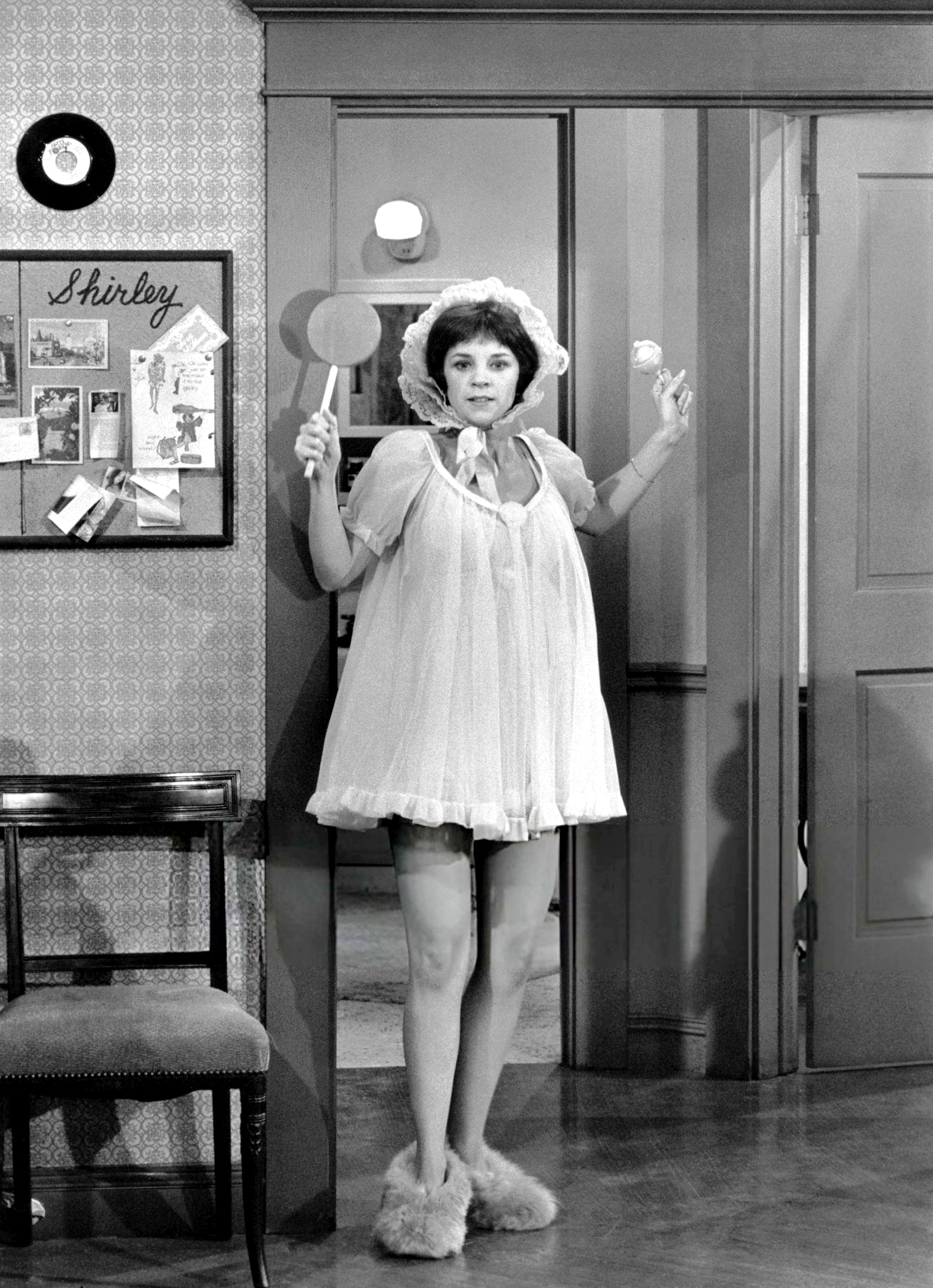 23RD November 1976Season 2 : Episode 7“Dear Future Model“