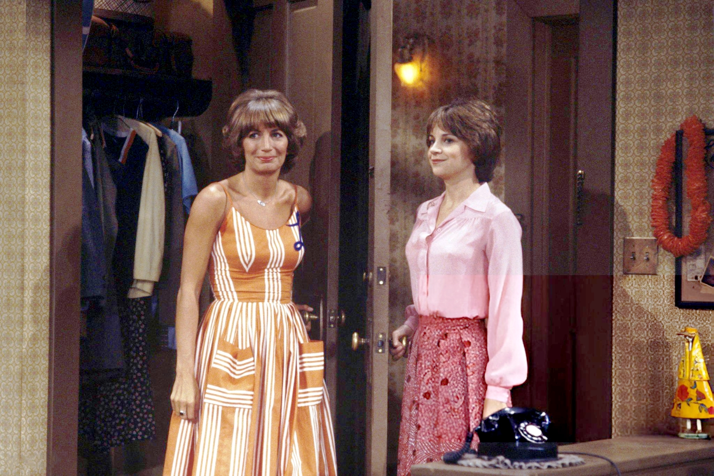 20TH September 1979Season 5 : Episode 2“One Heckuva Note“