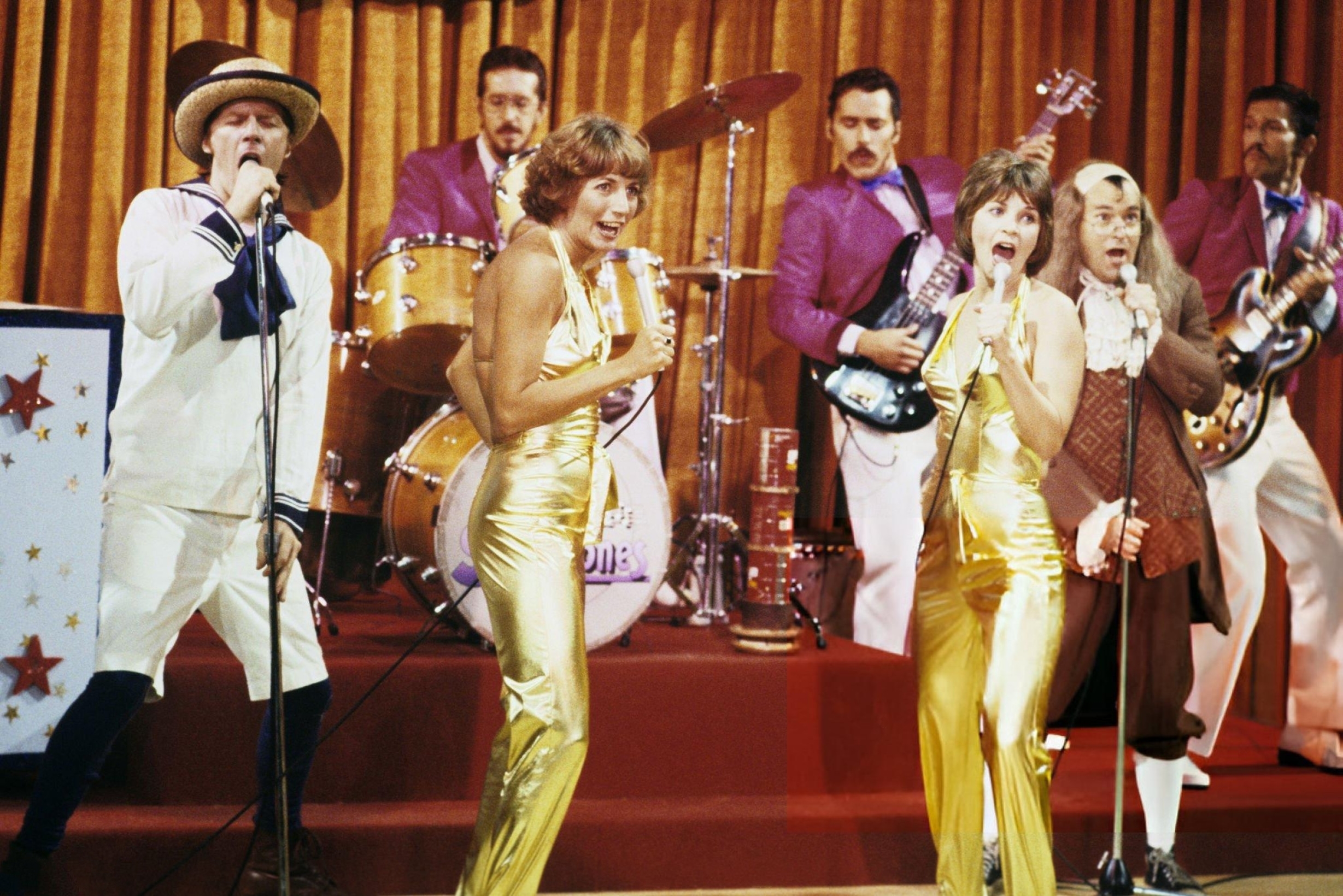 6TH December 1979Season 5 : Episode 12“Annual Shotz Talent Show“