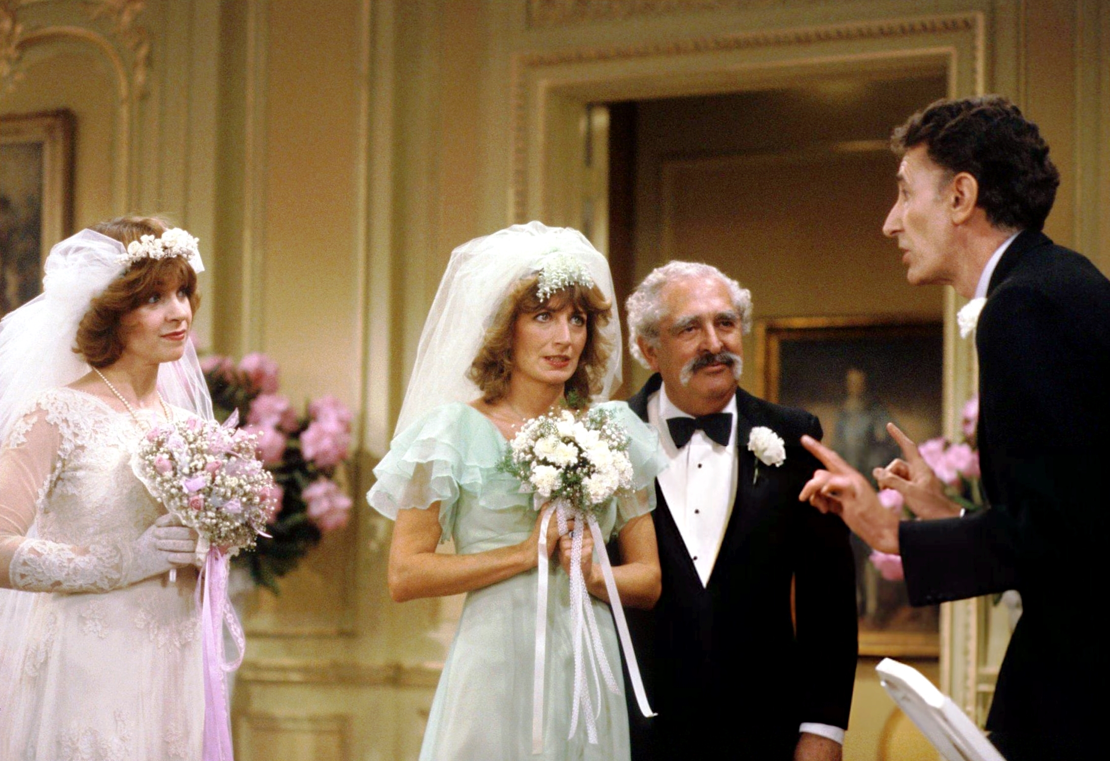 5TH January 1982Season 7 : Episode 10“I Do, I Don't“