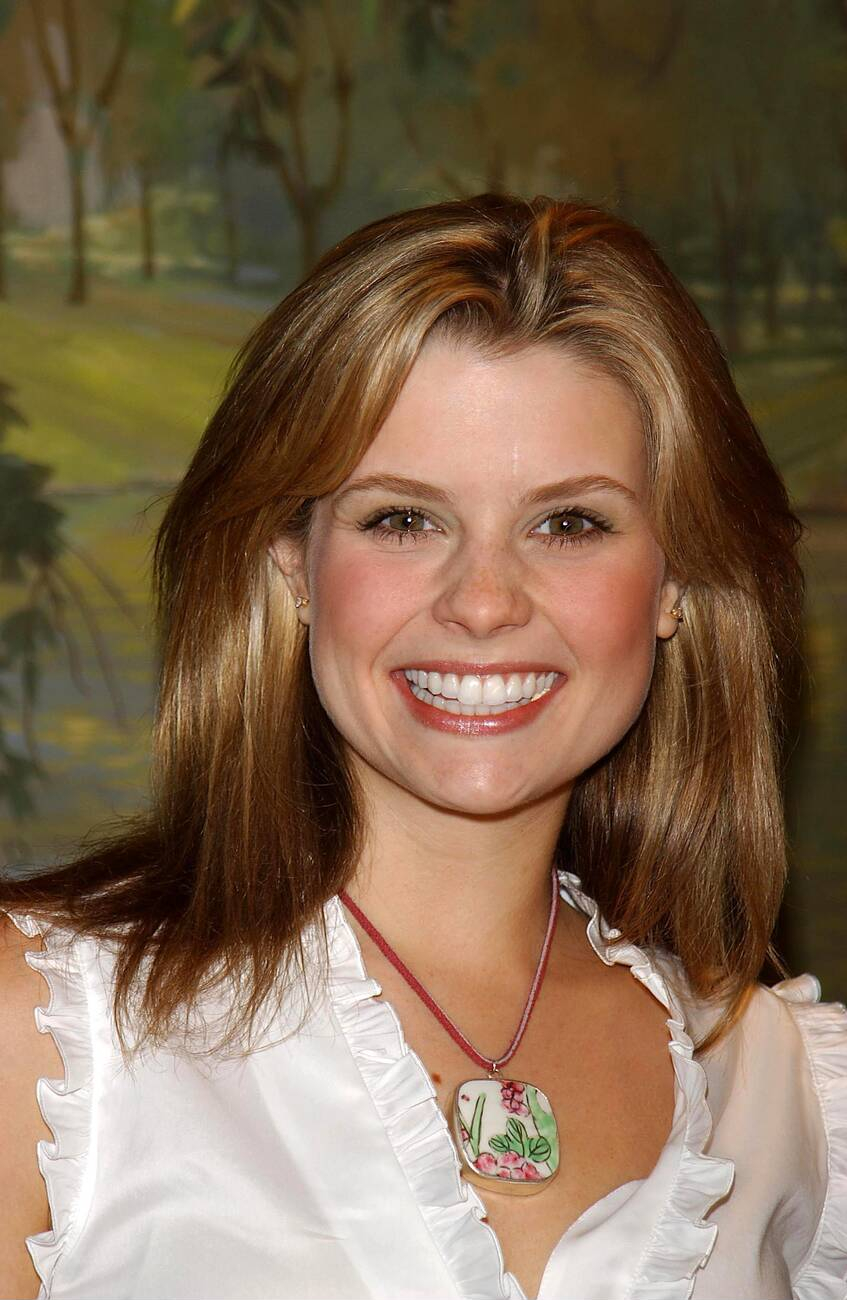 2002 05 14~dl.beatsnoop.com RlLTvzu4xk