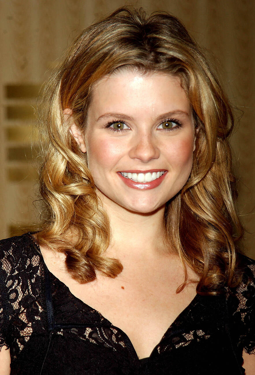 2003 05 13~dl.beatsnoop.com EWMHp3AToc