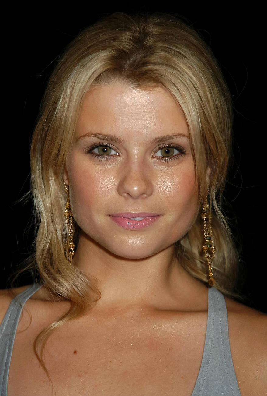 2004 05 11~dl.beatsnoop.com haus92WNMo