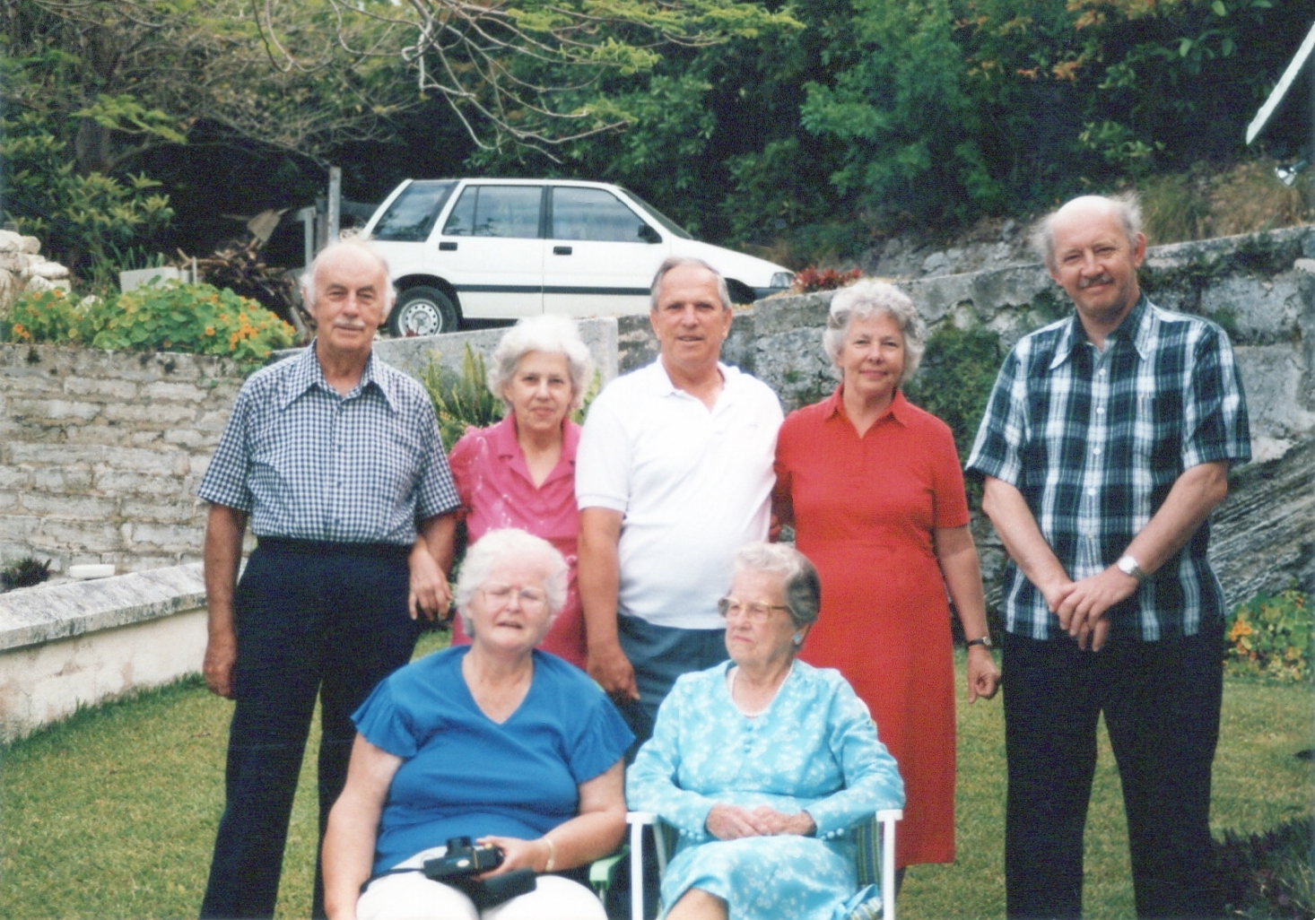 32.30184267633971, -64.79010575476556