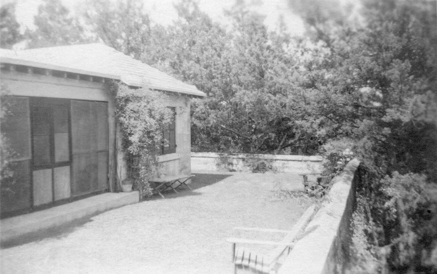 32.30181934816265, -64.79007880800935