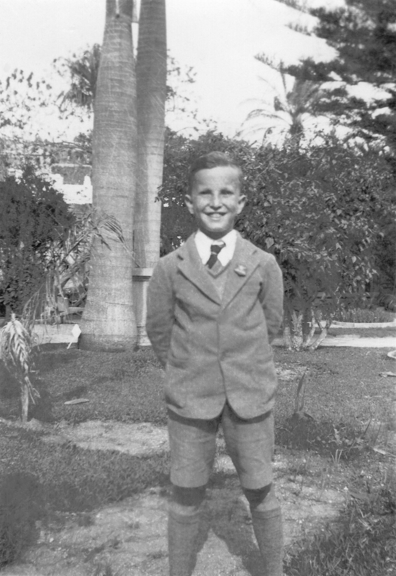 32.29937052000641, -64.78768612270663