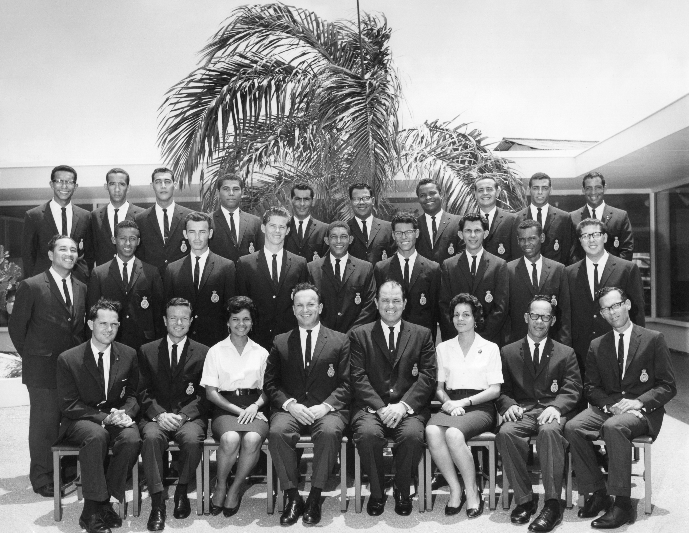 12.107238142612923, -68.90776124872669