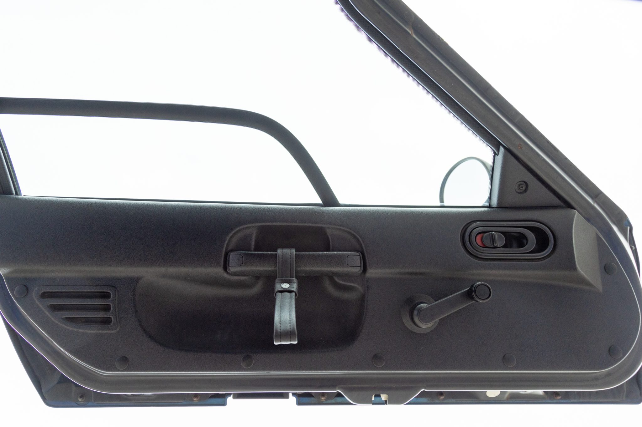 Bringatrailer~2023 07~21~1993 autozam az 1 60599622 5535 4692 9677 881475fb3f90 l9T4Ds 40870 40871 scaled