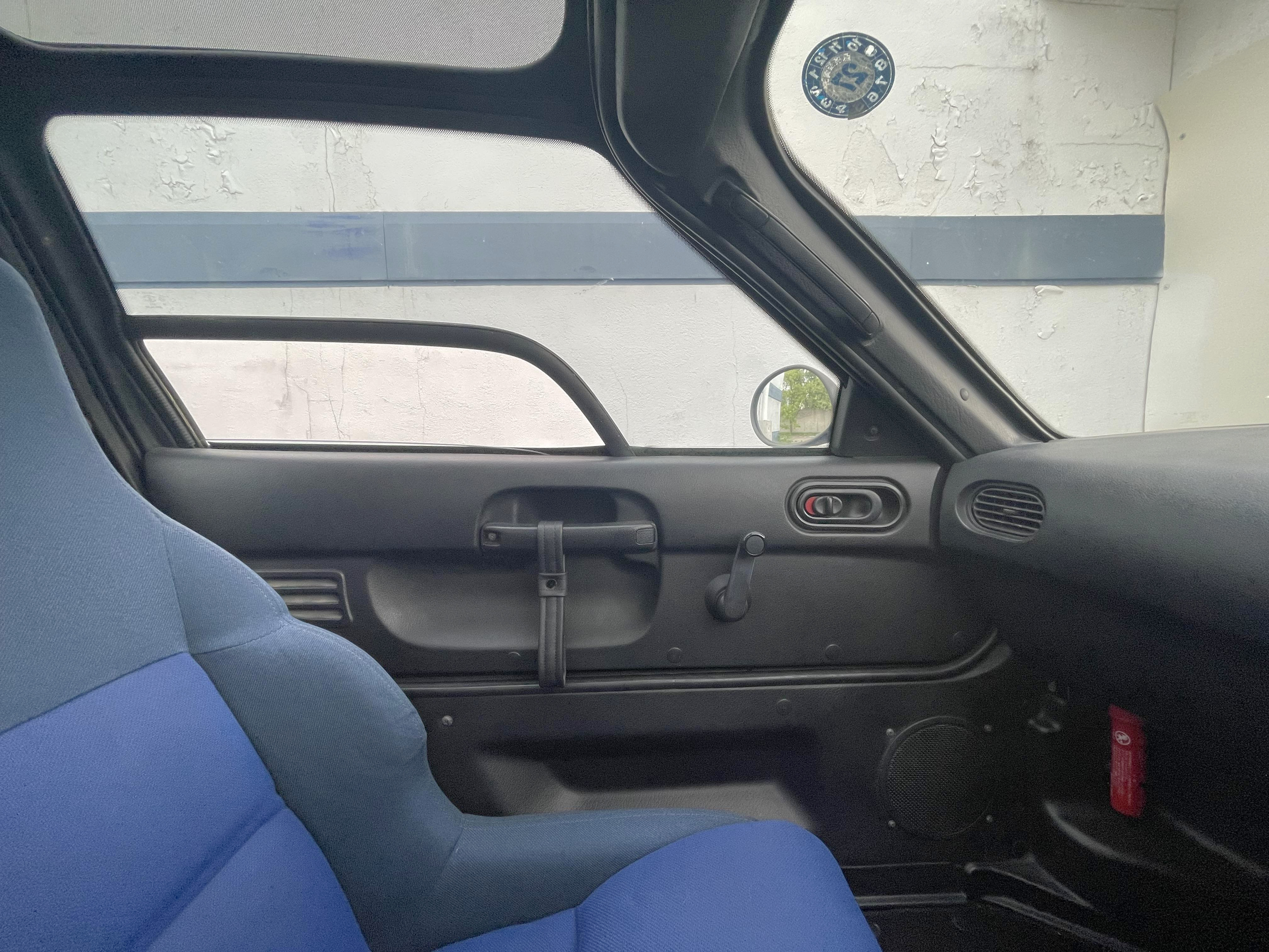 Carsandbids~9l4N5nLM Odu6wag8Rc~contrast