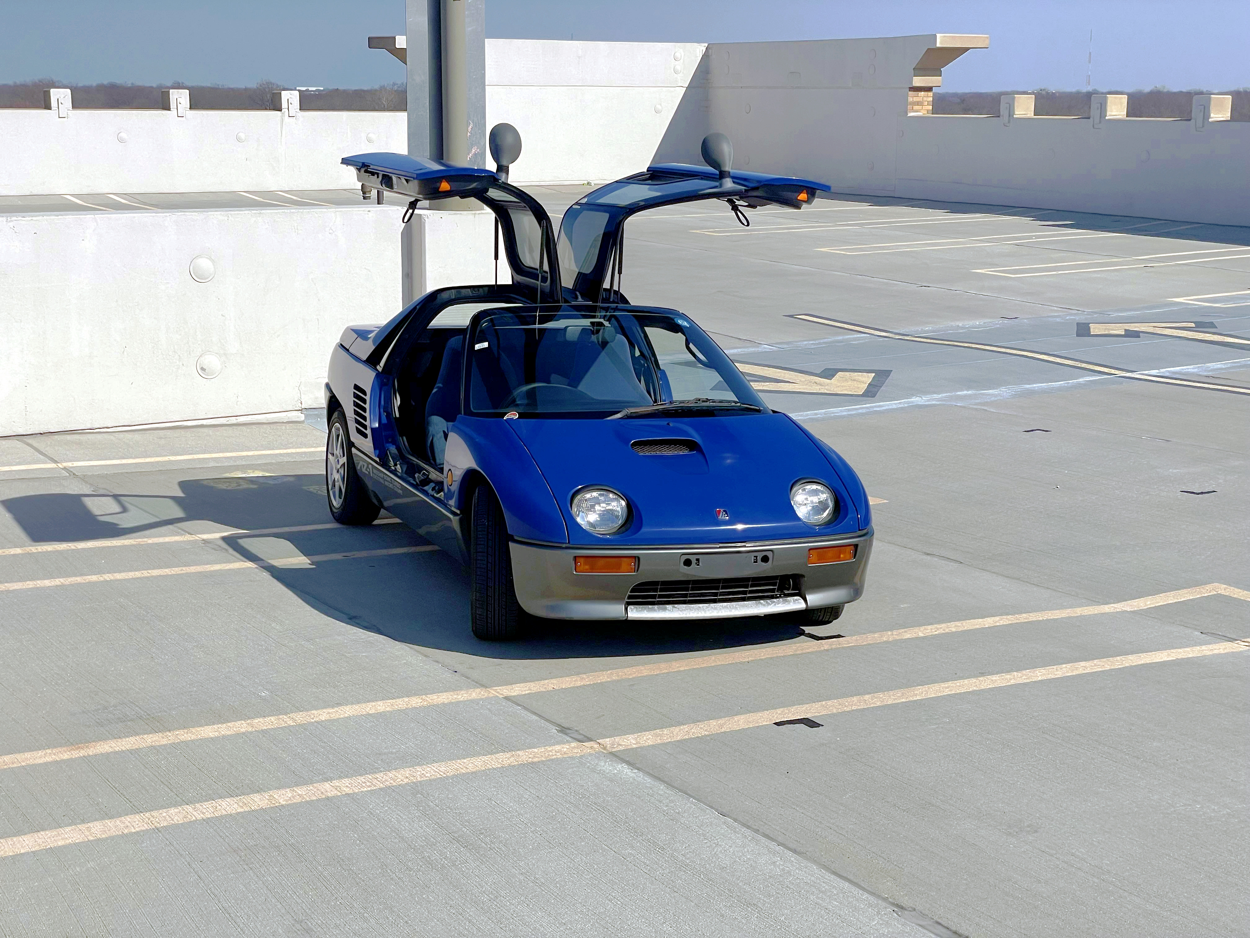 Carsandbids~s plo1mcaz9OF~contrast auto