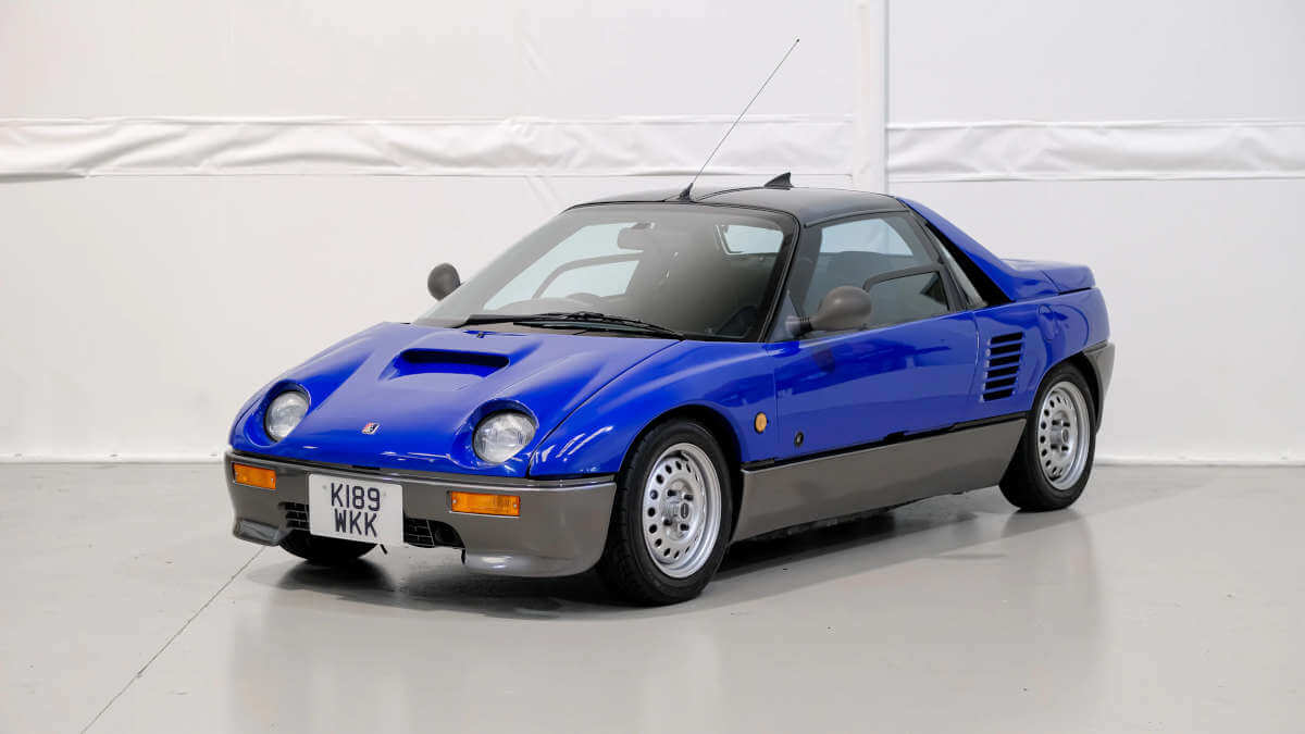 Secret classics.com~2021 10~AutozamAZ1 05