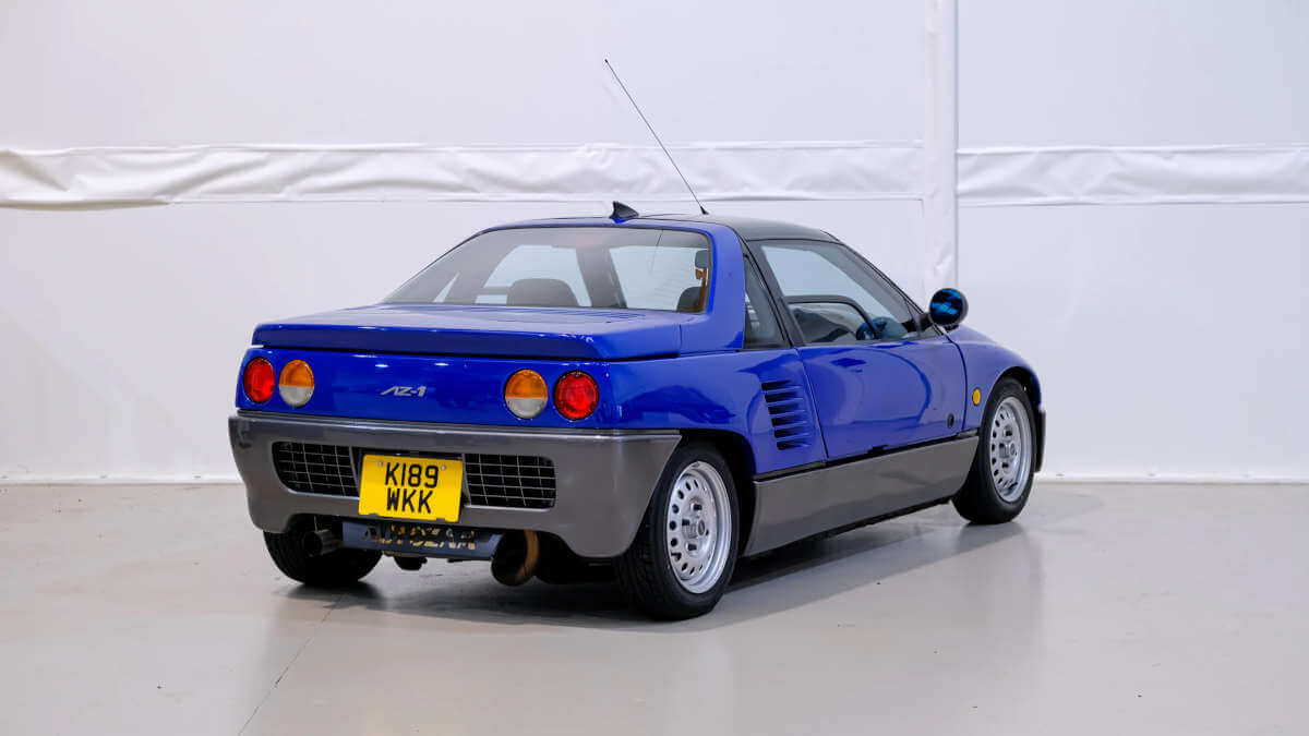 Secret classics.com~2021 10~AutozamAZ1 08