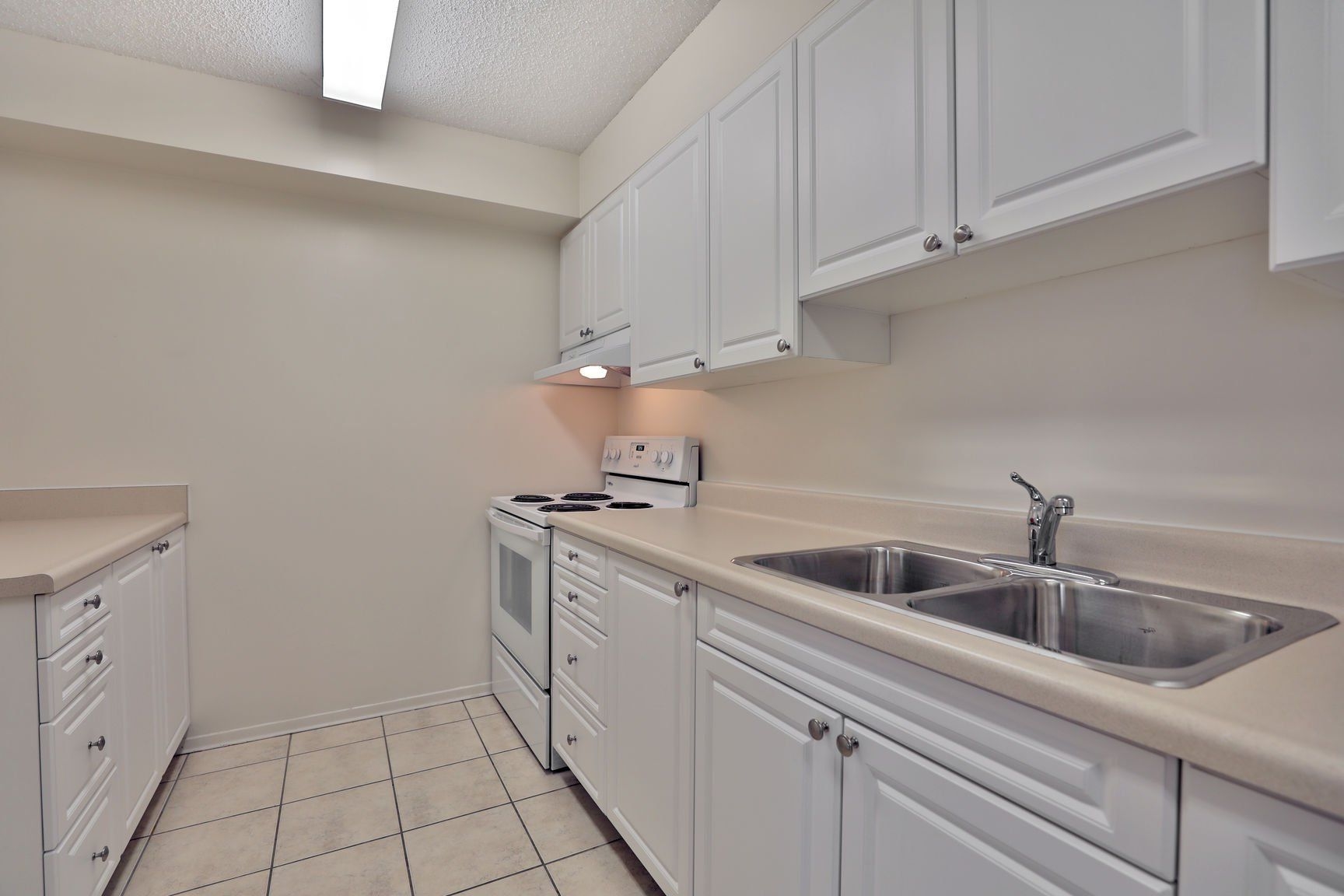 BurlingtonTowers~1bedroom~A11 1920w