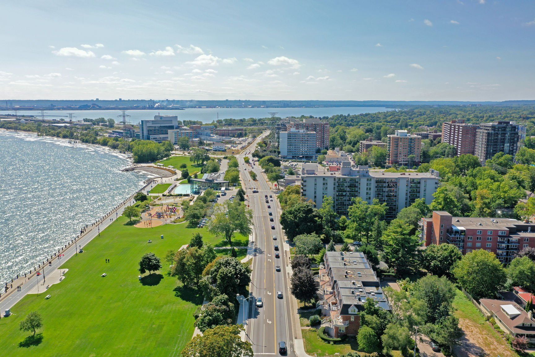 BurlingtonTowers~f~Surroundings~Aerial~DJI 0815