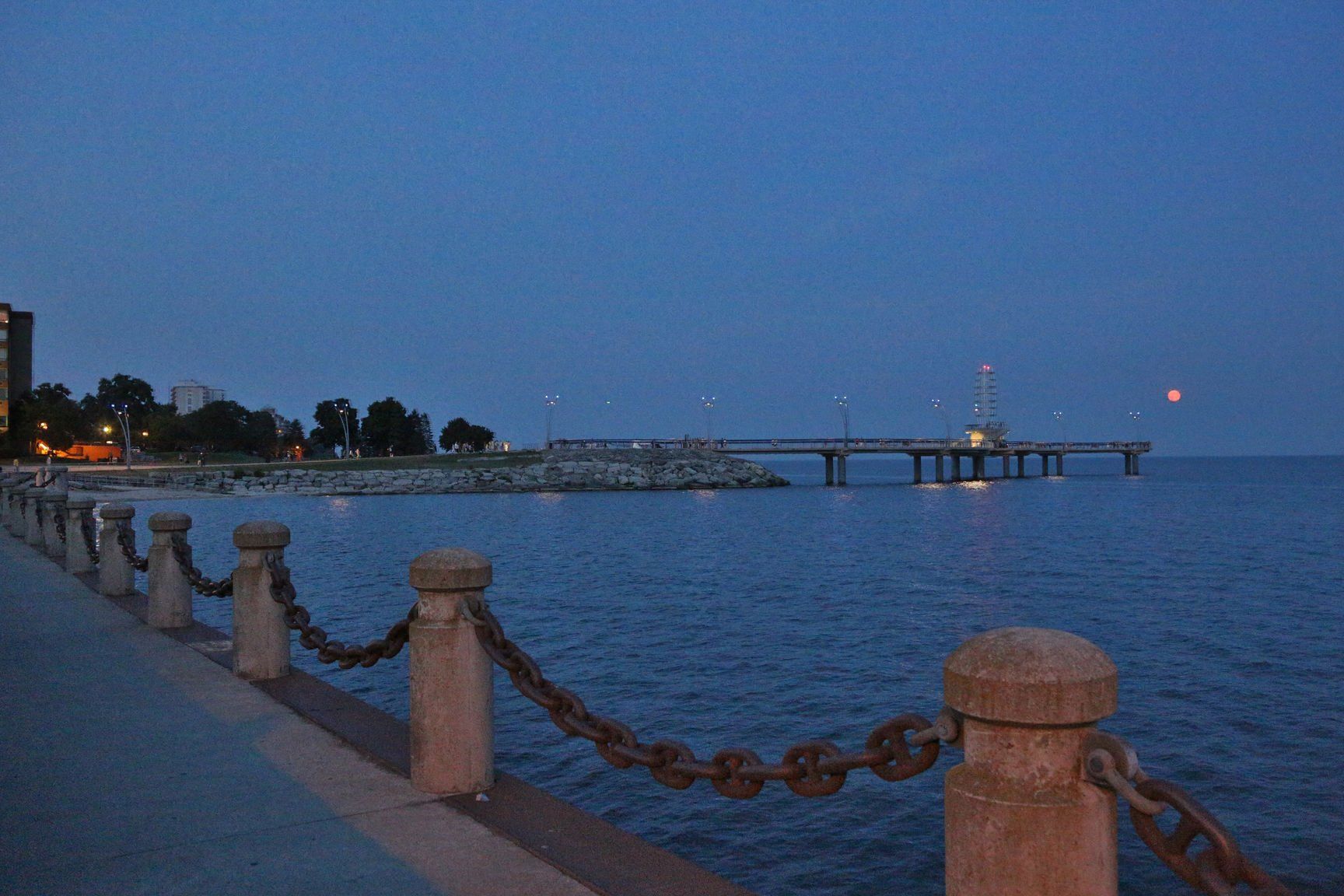 BurlingtonTowers~g~Surroundings~SpencerPark~Spencer+Smith 14 1920w