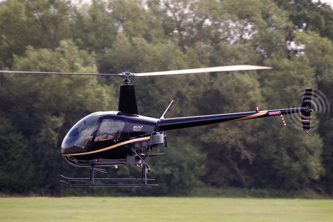 Robinson R-22HPSanford, Maine, USA