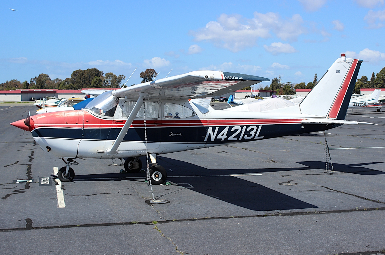 Cessna C-172G SkyhawkSanford, Maine, USA
