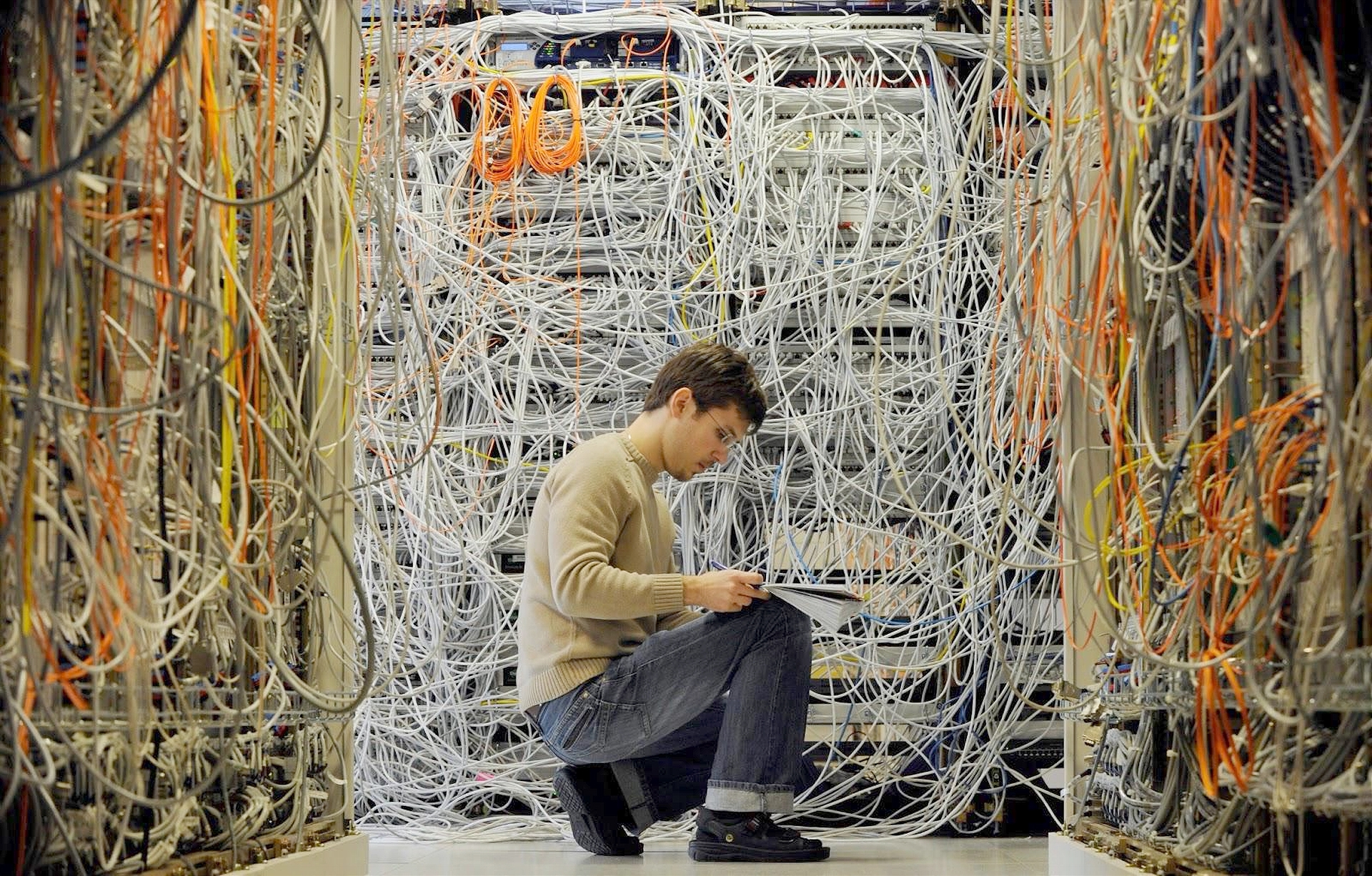 D1868ITVYAACtSo~gamma